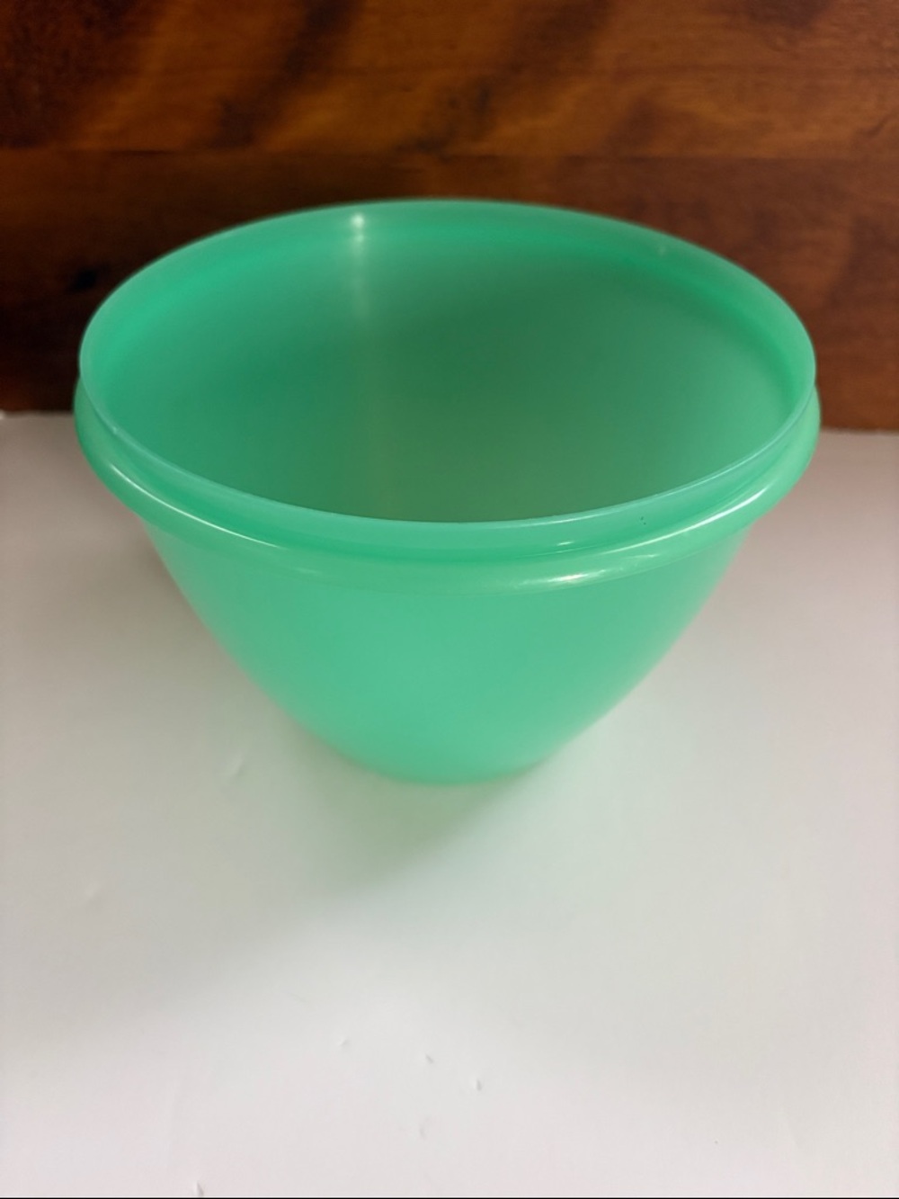 Vintage Tupperware Crisp-it Lettuce Bowl-NO LID or SPIKE.   #679-16